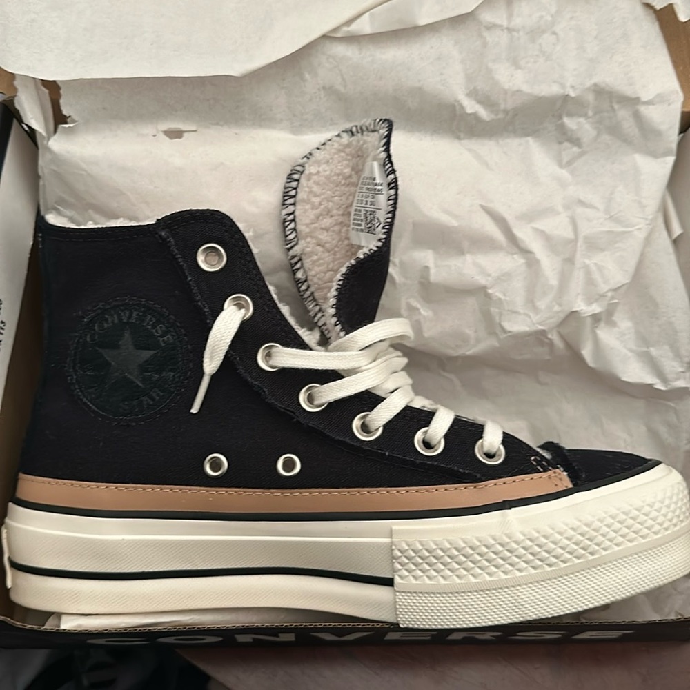 Size 7.5 faux fur lined platform converse. Black.